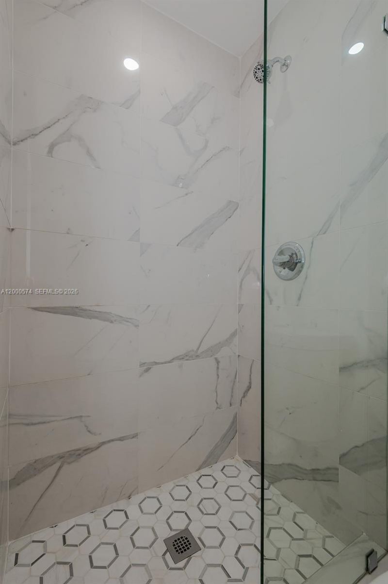 367 Buttonwood Shores Dr, Key Largo, FL 33037 Photo