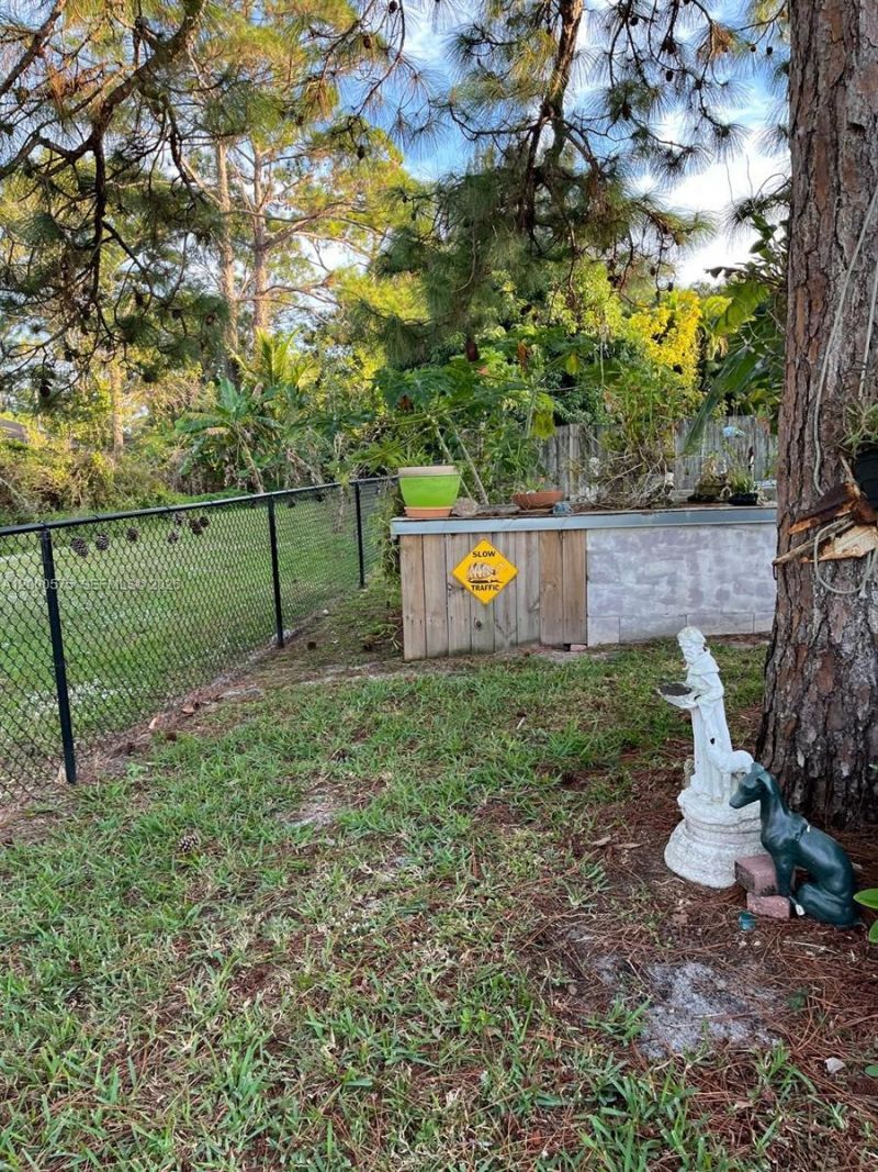 1637 SW Taurus Ln, Port Saint Lucie, FL 34984 Photo