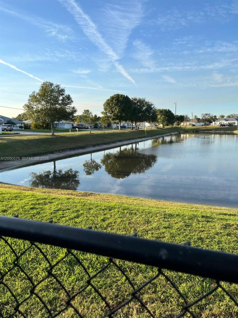 1637 SW Taurus Ln, Port Saint Lucie, FL 34984 Photo