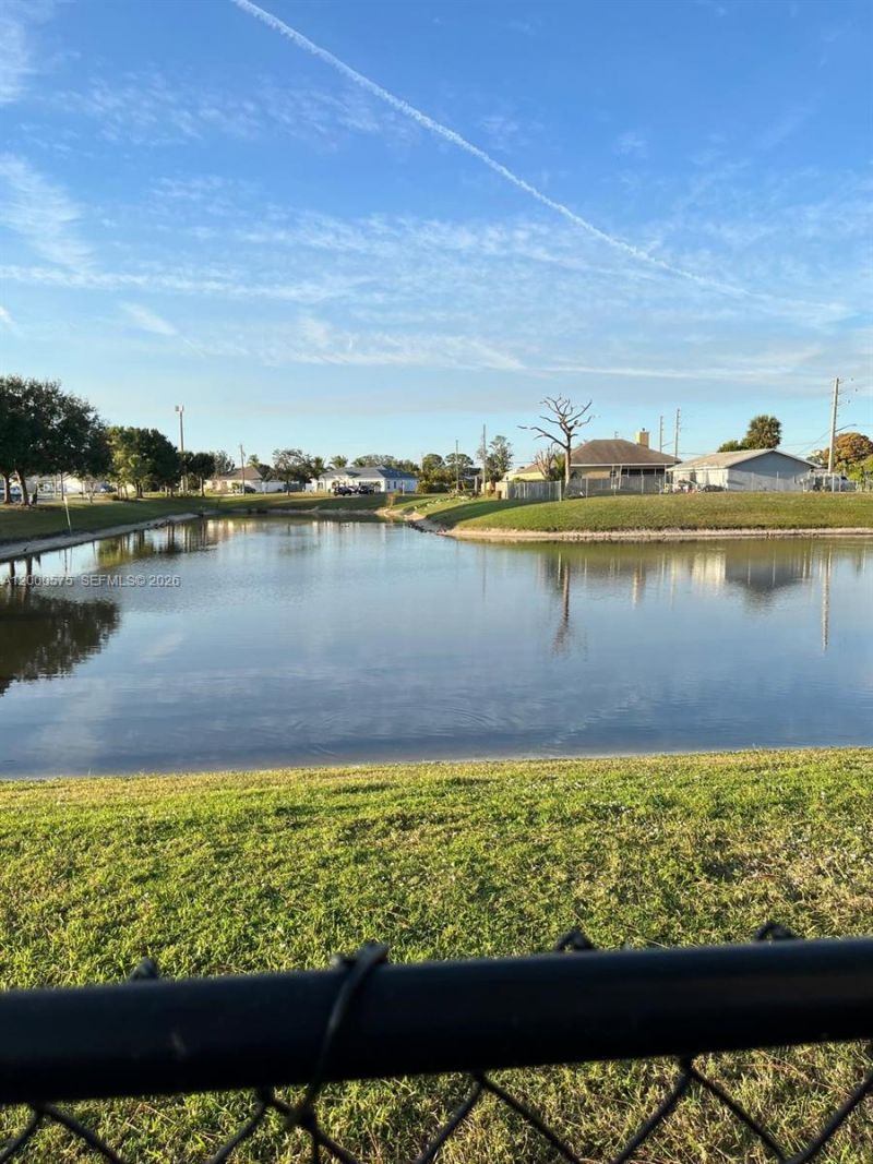 1637 SW Taurus Ln, Port Saint Lucie, FL 34984 Photo