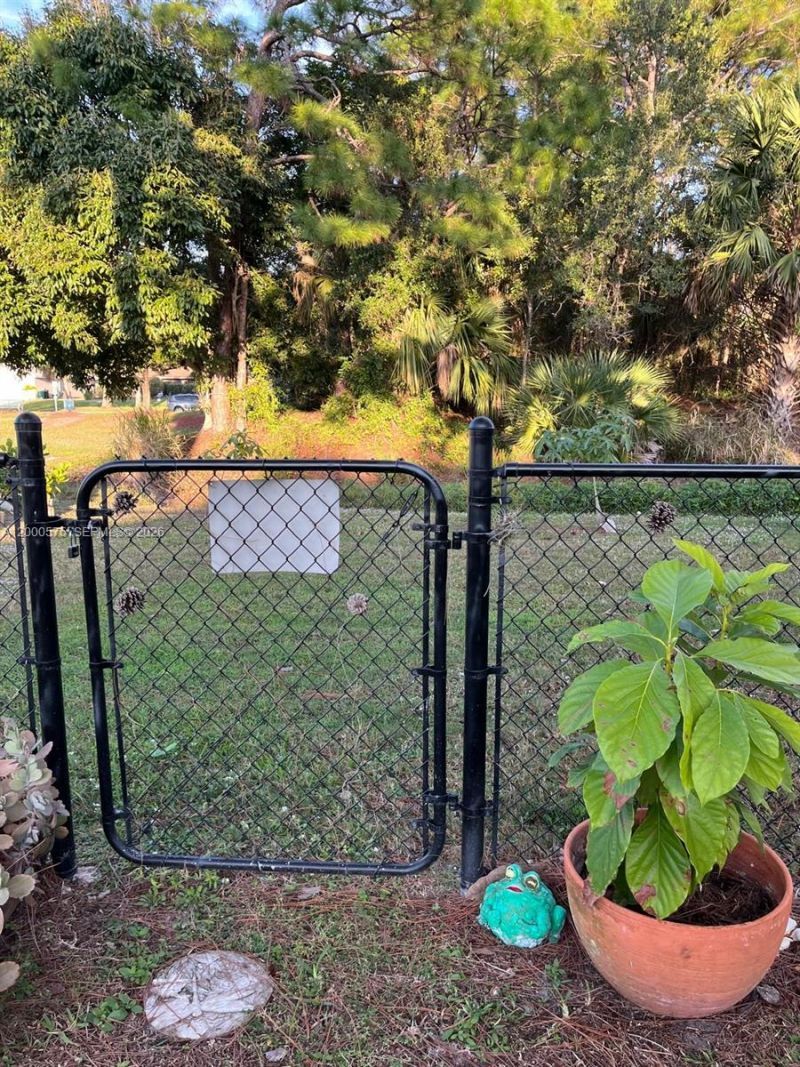 1637 SW Taurus Ln, Port Saint Lucie, FL 34984 Photo