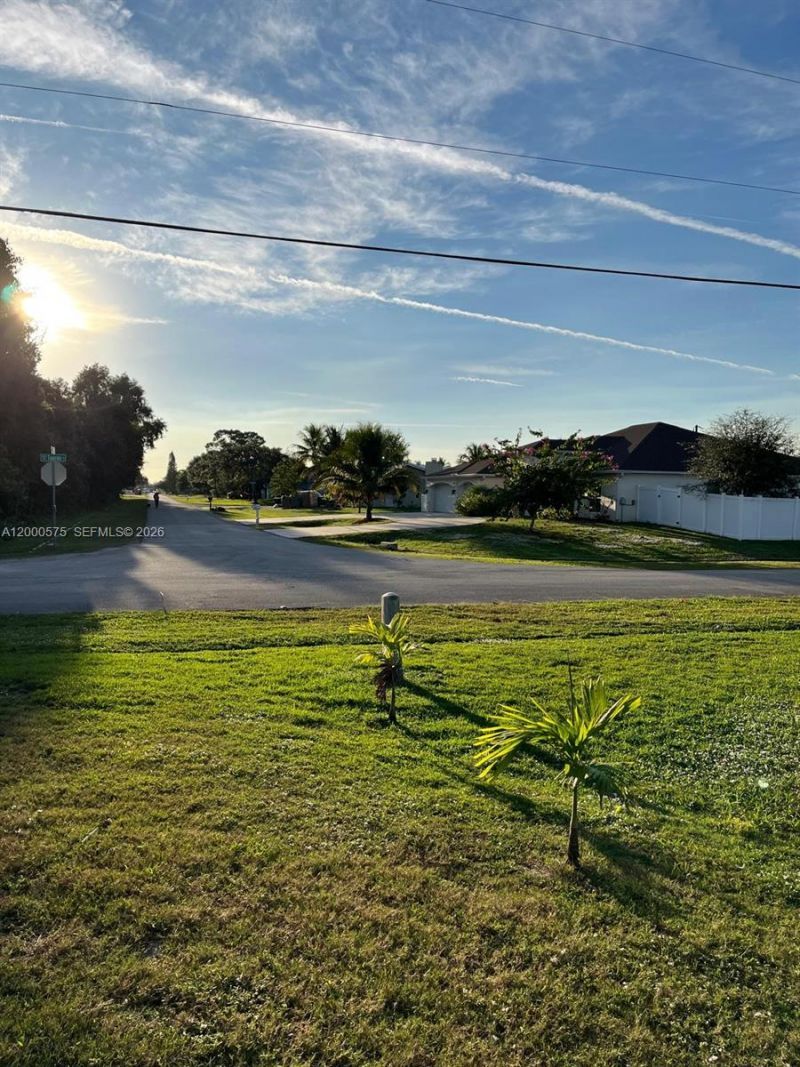 1637 SW Taurus Ln, Port Saint Lucie, FL 34984 Photo