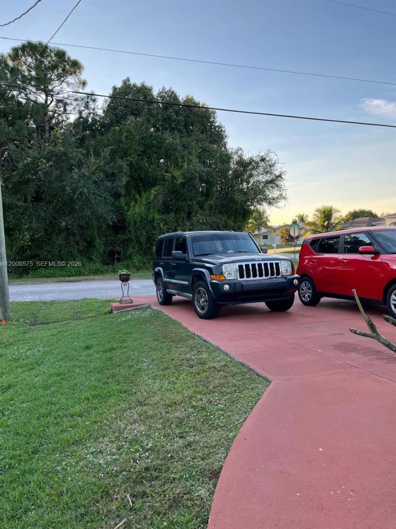 1637 SW Taurus Ln, Port Saint Lucie, FL 34984 Photo