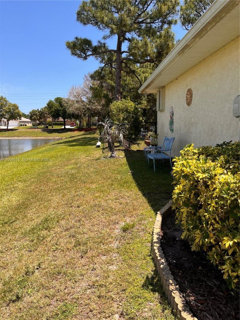 1637 SW Taurus Ln, Port Saint Lucie, FL 34984 Photo