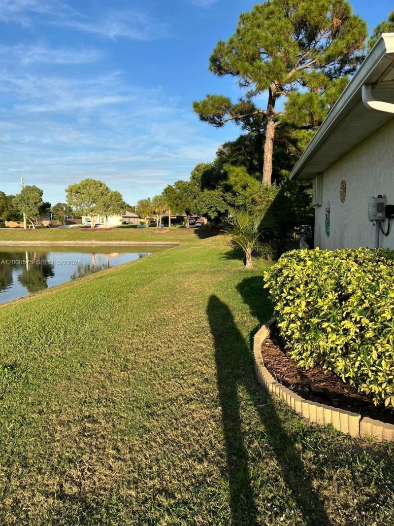 1637 SW Taurus Ln, Port Saint Lucie, FL 34984 Photo