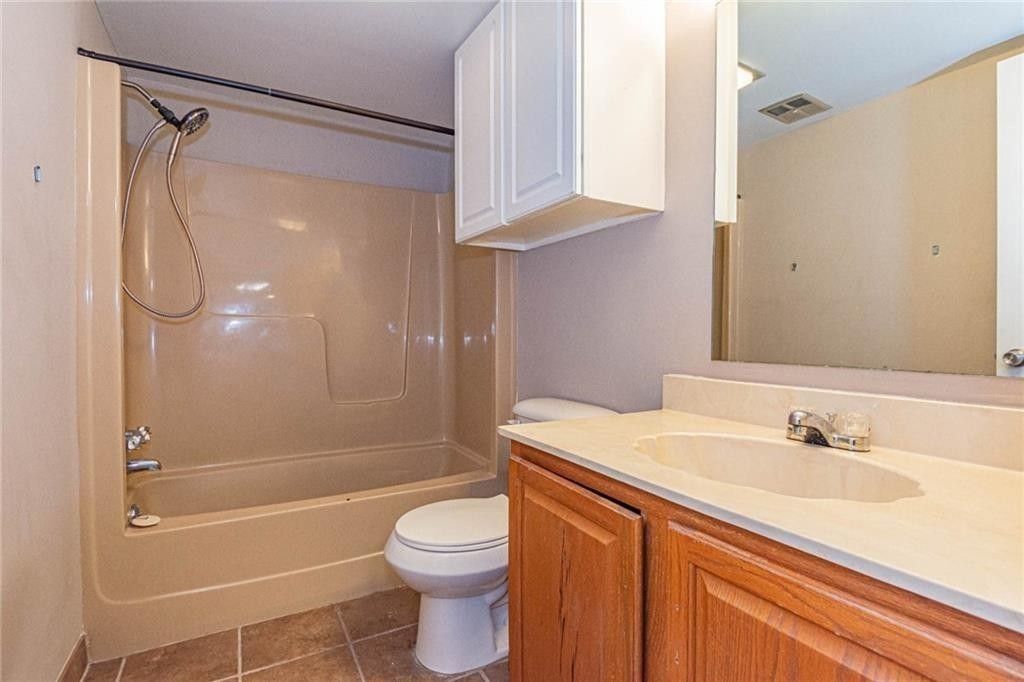 1555 14th Avenue, Unit 201, Vero Beach, FL 32960 Photo