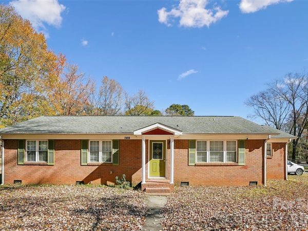 7459 Elwood Drive, Charlotte, NC 28227