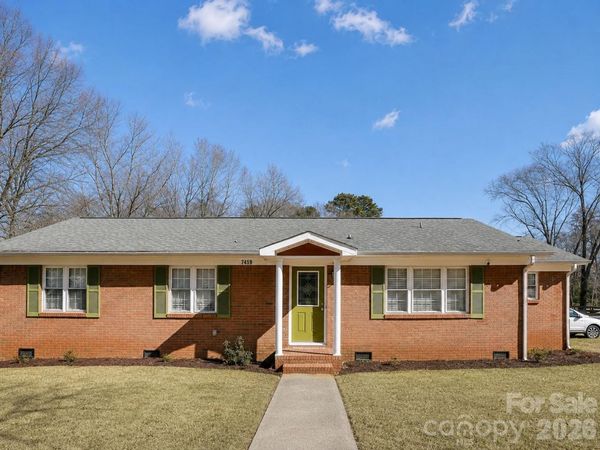 7459 Elwood Drive, Charlotte, NC 28227