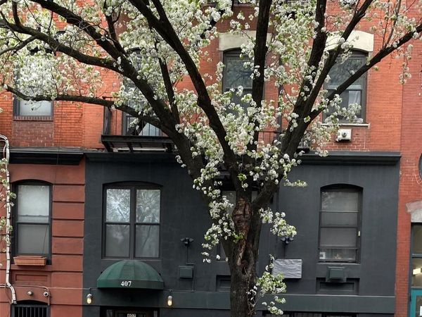 407 W 40th Street, Unit 4B, New York (Manhattan), NY 10018