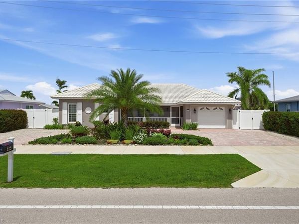 813 N Barfield DR , MARCO ISLAND, FL 34145