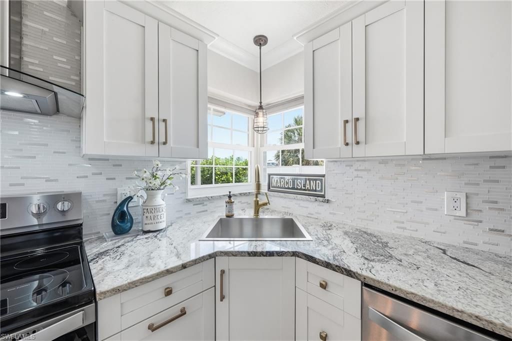 813 N Barfield Dr , Marco Island, FL 34145 Photo