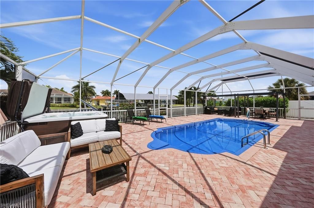 813 N Barfield Dr , Marco Island, FL 34145 Photo