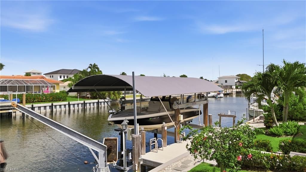 813 N Barfield Dr , Marco Island, FL 34145 Photo