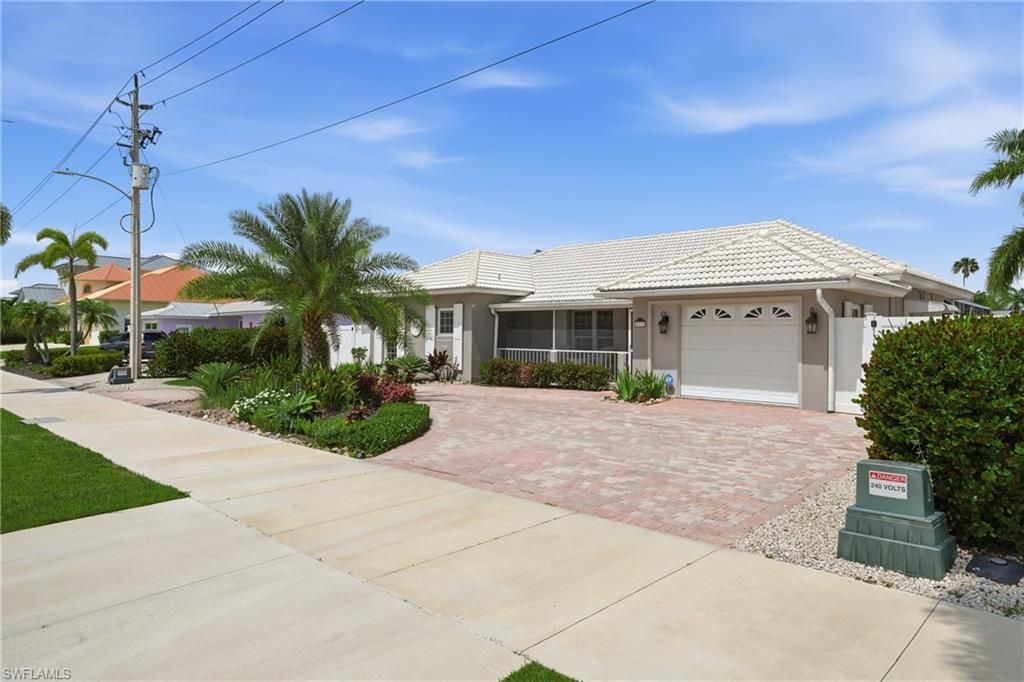 813 N Barfield Dr , Marco Island, FL 34145 Photo