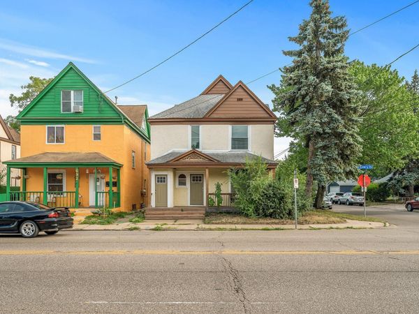 690 Lowry Avenue NE, Minneapolis, MN 55418