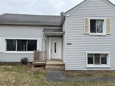 3165 Alpine Road, Troy, MI 48084