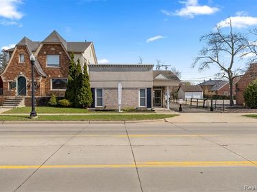 2119 Monroe Street , Dearborn, MI 48124