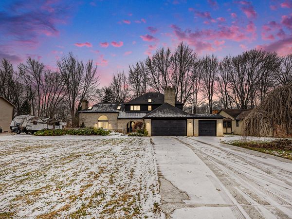 27110 Hickory Street, Harrison Township, MI 48045