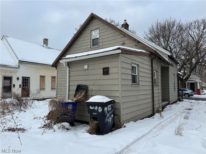 6100 Gertrude Avenue, Cleveland, OH 44105 Photo 3