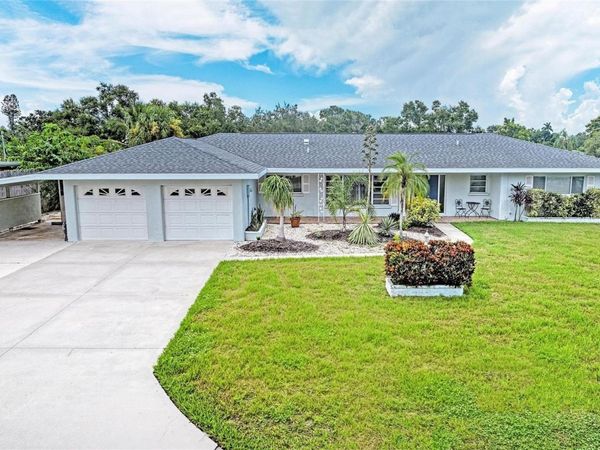2705 S BRINK AVENUE , SARASOTA, FL 34239