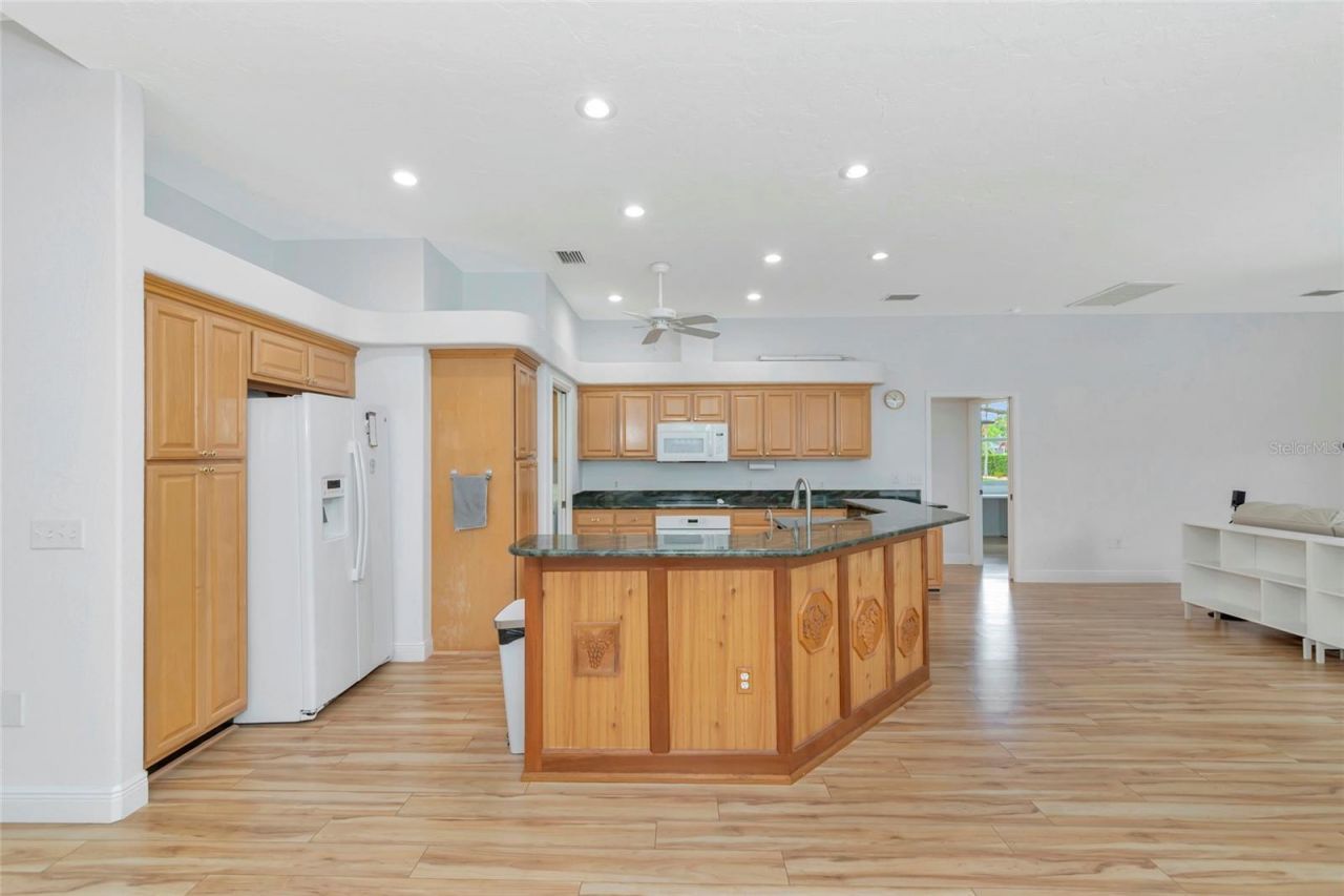 619 147th Street E, Bradenton, FL 34212 Photo