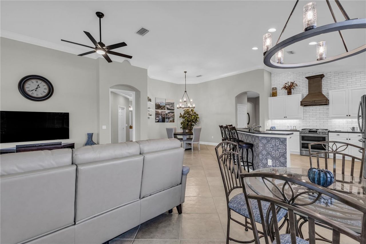 927 River Basin Court, Unit 201C, Bradenton, FL 34212 Photo