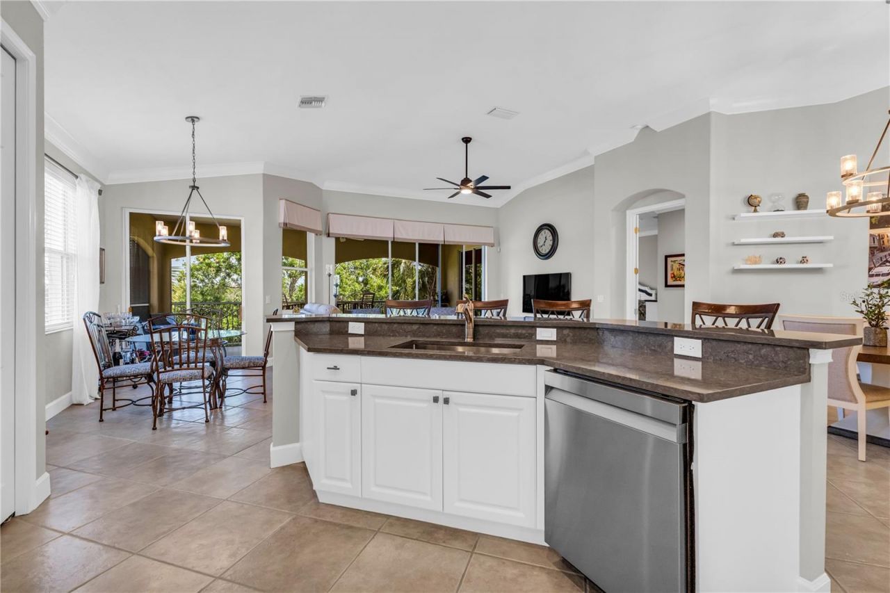 927 River Basin Court, Unit 201C, Bradenton, FL 34212 Photo