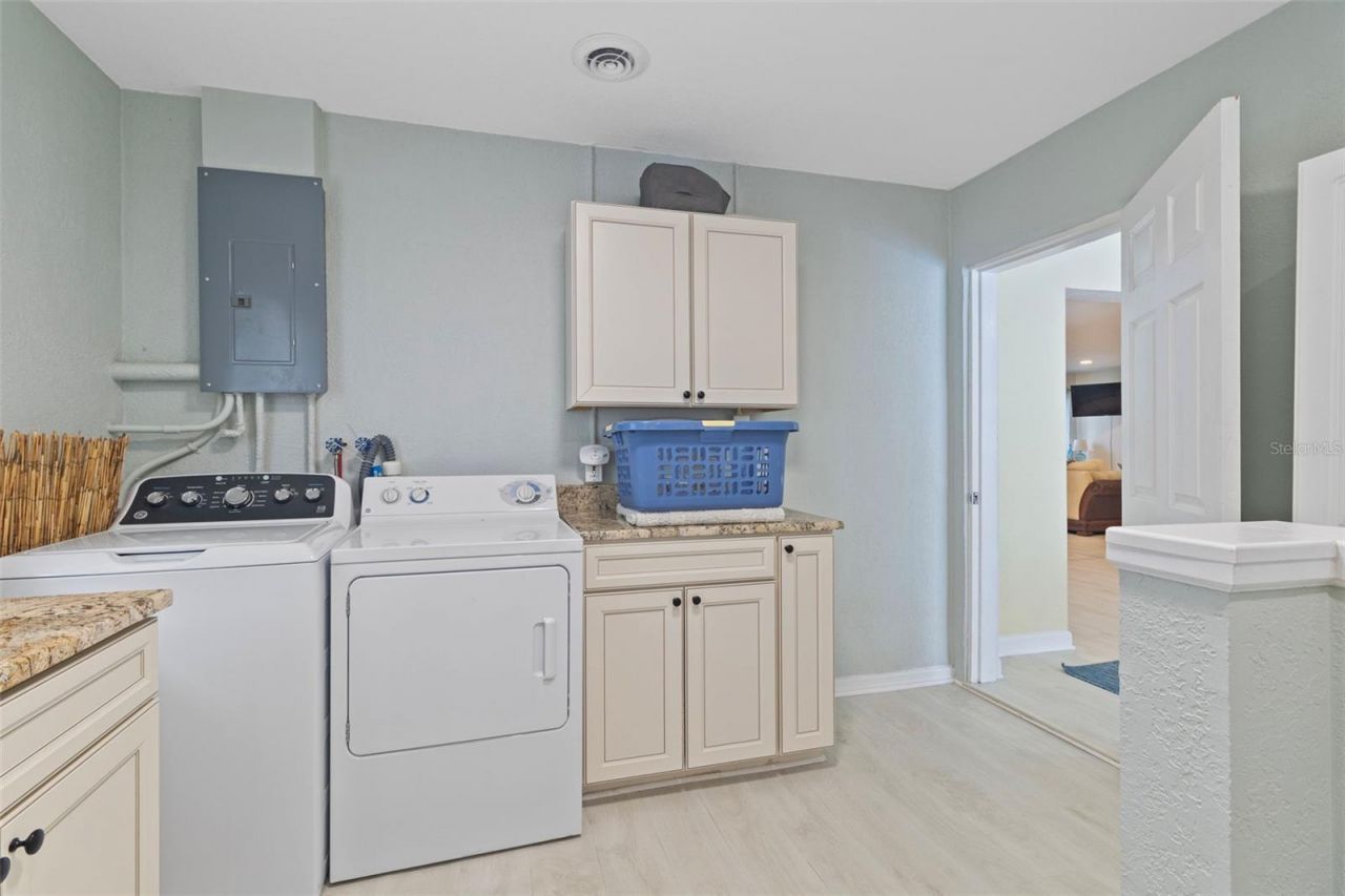 109 Arlington Court Ne, Port Charlotte, FL 33952 Photo