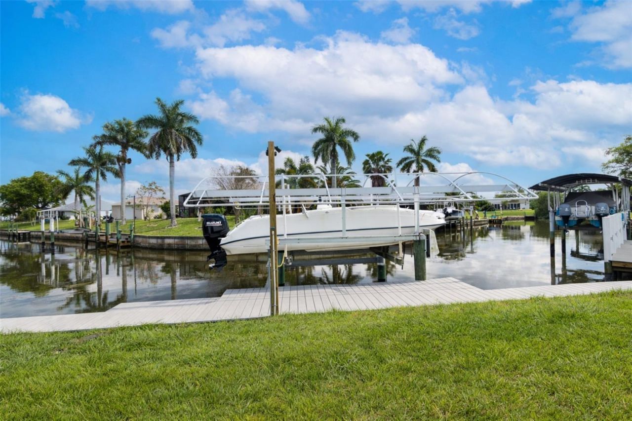 109 Arlington Court Ne, Port Charlotte, FL 33952 Photo