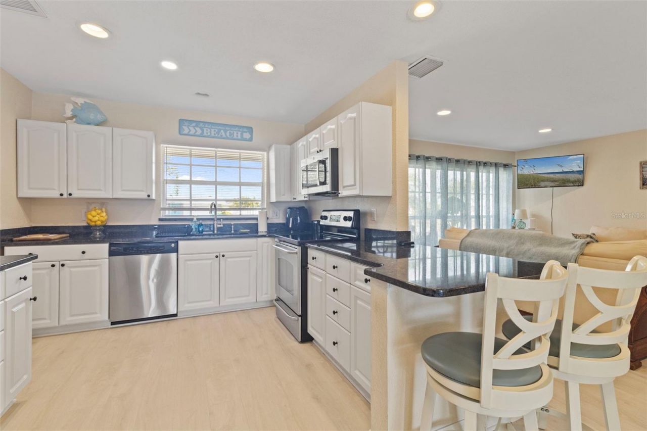 109 Arlington Court Ne, Port Charlotte, FL 33952 Photo