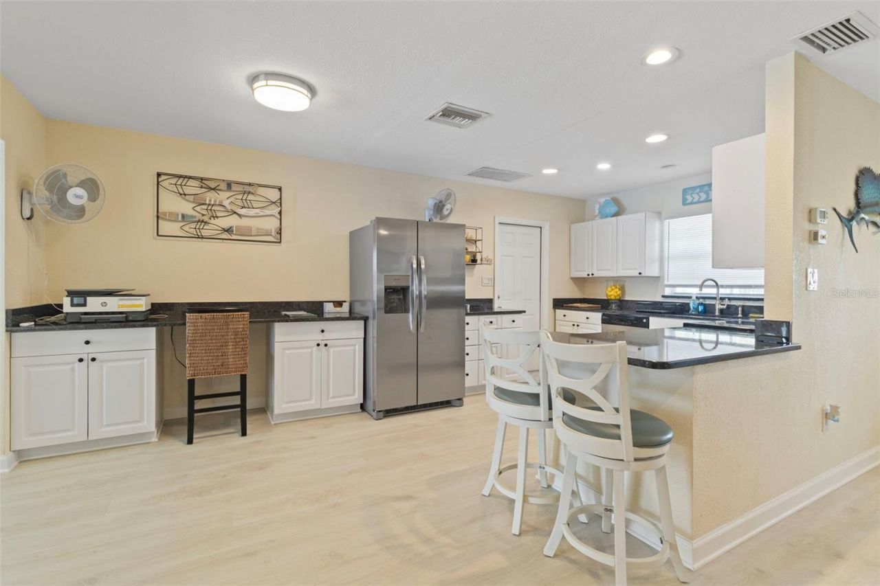 109 Arlington Court Ne, Port Charlotte, FL 33952 Photo