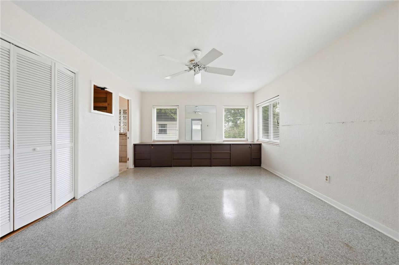 126 E Magnolia Avenue , Howey in the Hills, FL 34737 Photo