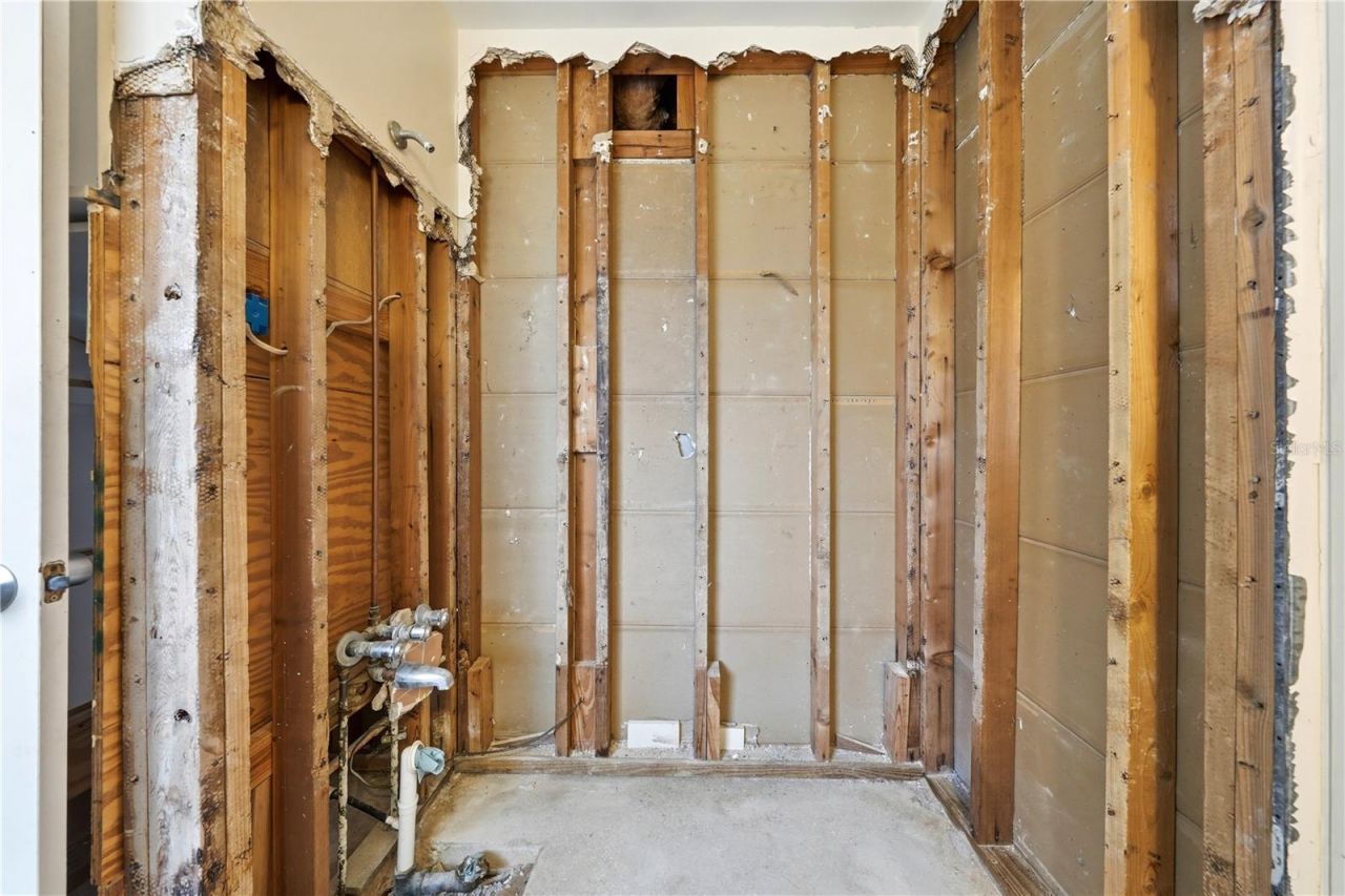 126 E Magnolia Avenue , Howey in the Hills, FL 34737 Photo