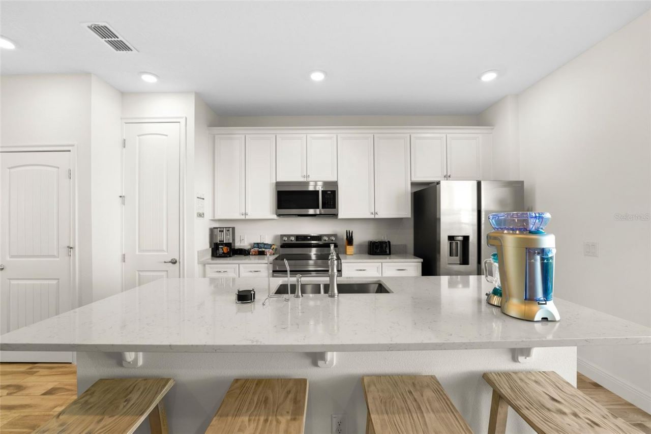 8205 Surf Street , Kissimmee, FL 34747 Photo