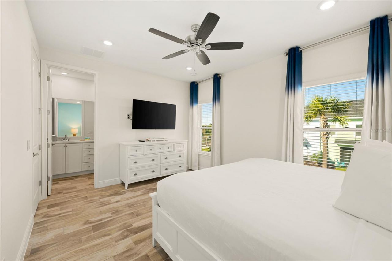 8205 Surf Street , Kissimmee, FL 34747 Photo