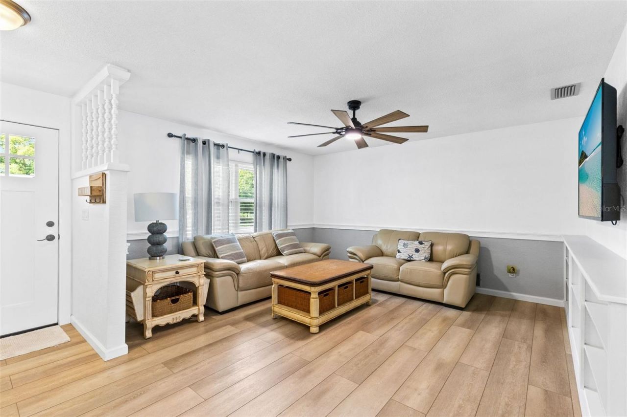 680 N Apache Circle, Deltona, FL 32725 Photo