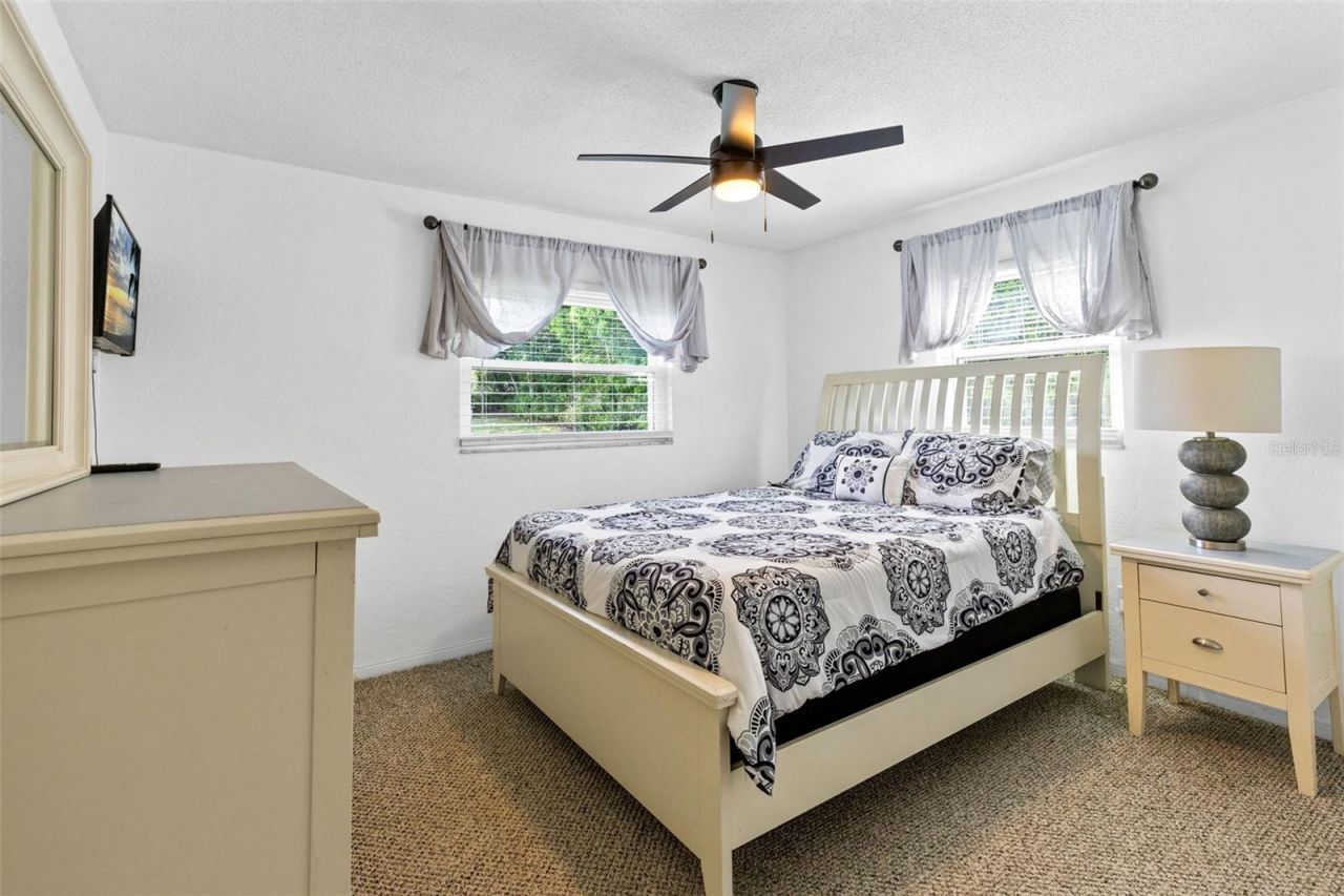 680 N Apache Circle, Deltona, FL 32725 Photo