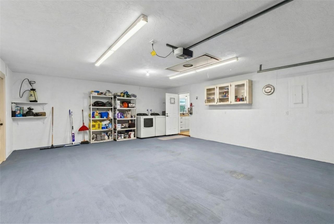 680 N Apache Circle, Deltona, FL 32725 Photo