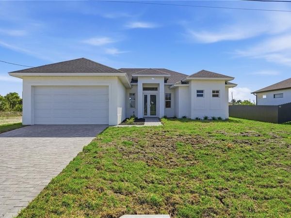 3425 NE 14th PL, CAPE CORAL, FL 33909