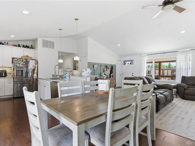 245 S 2nd Street, New Vienna, OH 45159 Photo 12