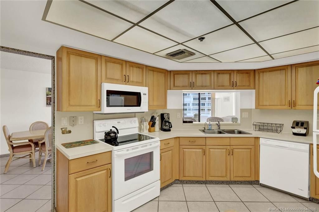 9950 S Ocean Drive, Unit 1601, Jensen Beach, FL 34957 Photo