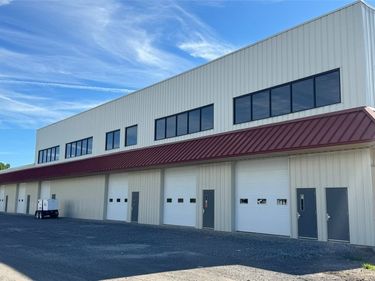 50 Airpark Drive, Rochester, NY 14624