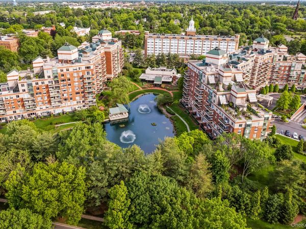 111 Cherry Valley Avenue , Unit 202, Garden City, NY 11530