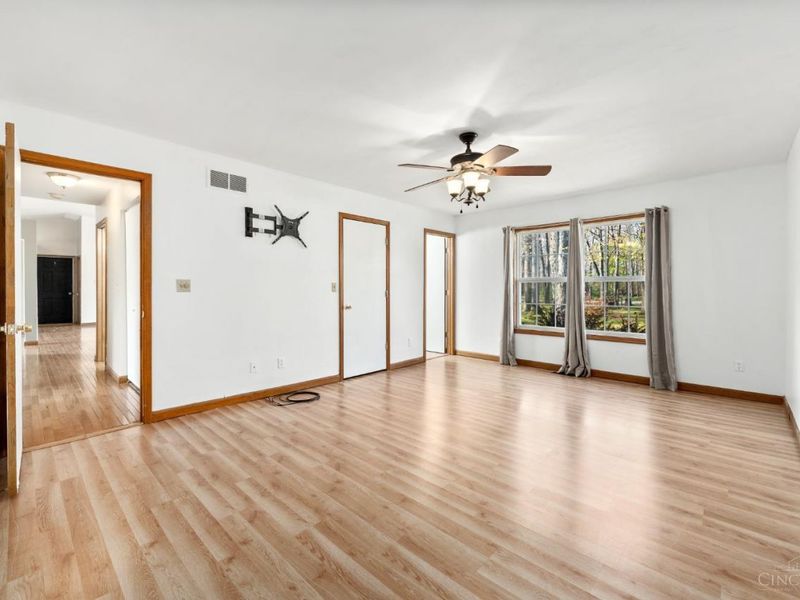 10949 Pleasant Renner Road, Harlan Twp, OH 45122 Photo 13