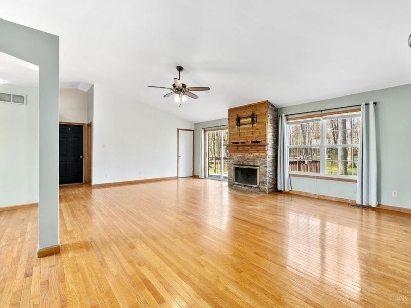 10949 Pleasant Renner Road, Harlan Twp, OH 45122 Photo 7