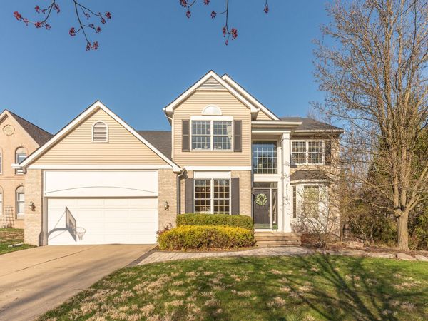 2130 Springwood Court, Ann Arbor, MI 48103