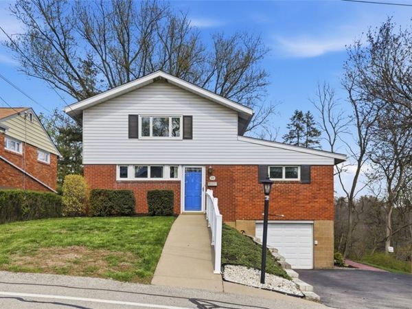 300 Dunbar Dr, Pittsburgh, PA 15235