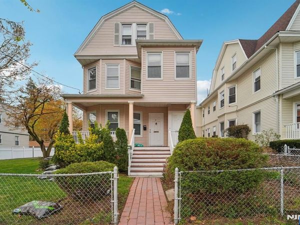 50 Riggs Place, WEST ORANGE, NJ 07052