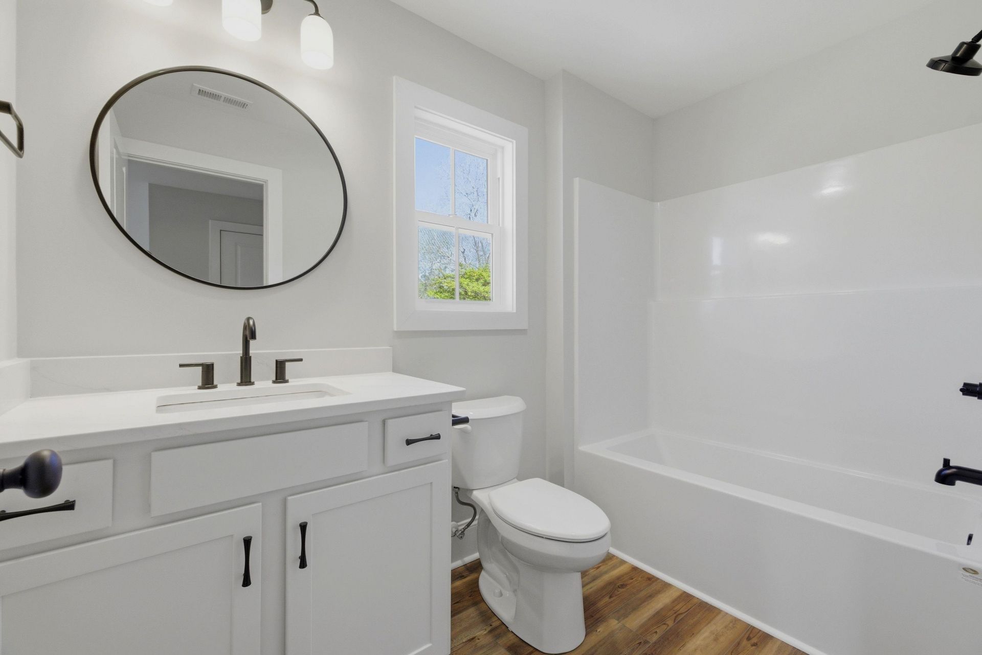 137 Rose Lake Dr. Photo 26