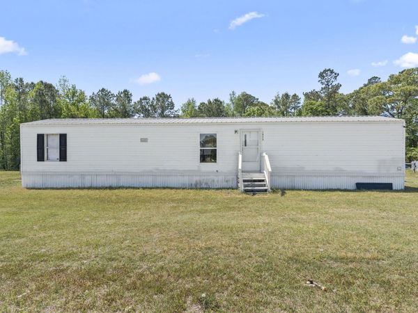 2800 Joyner Swamp Rd. , Galivants Ferry, SC 29544